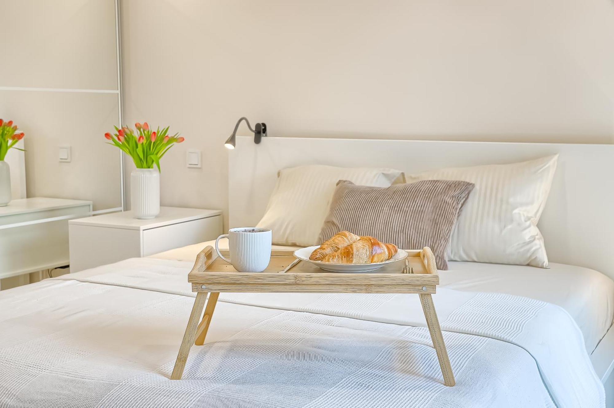 Business-Class Apartments 2 X Free Parking X Self Check In 24X7 VNO Eksteriør bilde