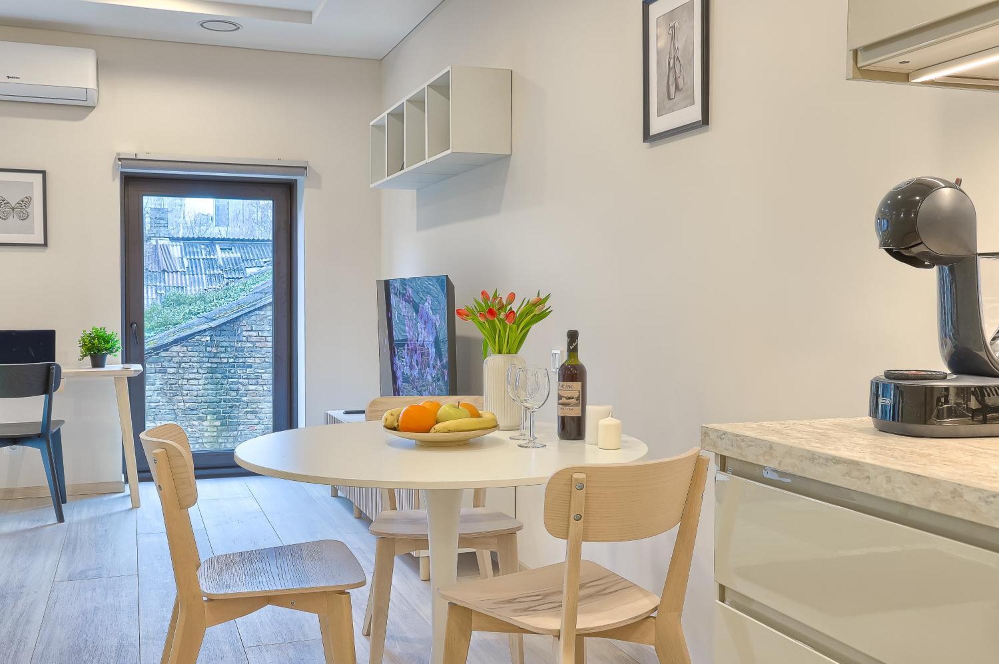 Business-Class Apartments 2 X Free Parking X Self Check In 24X7 VNO Eksteriør bilde