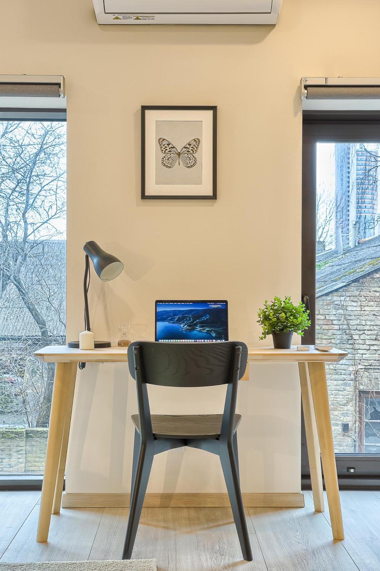 Business-Class Apartments 2 X Free Parking X Self Check In 24X7 VNO Eksteriør bilde