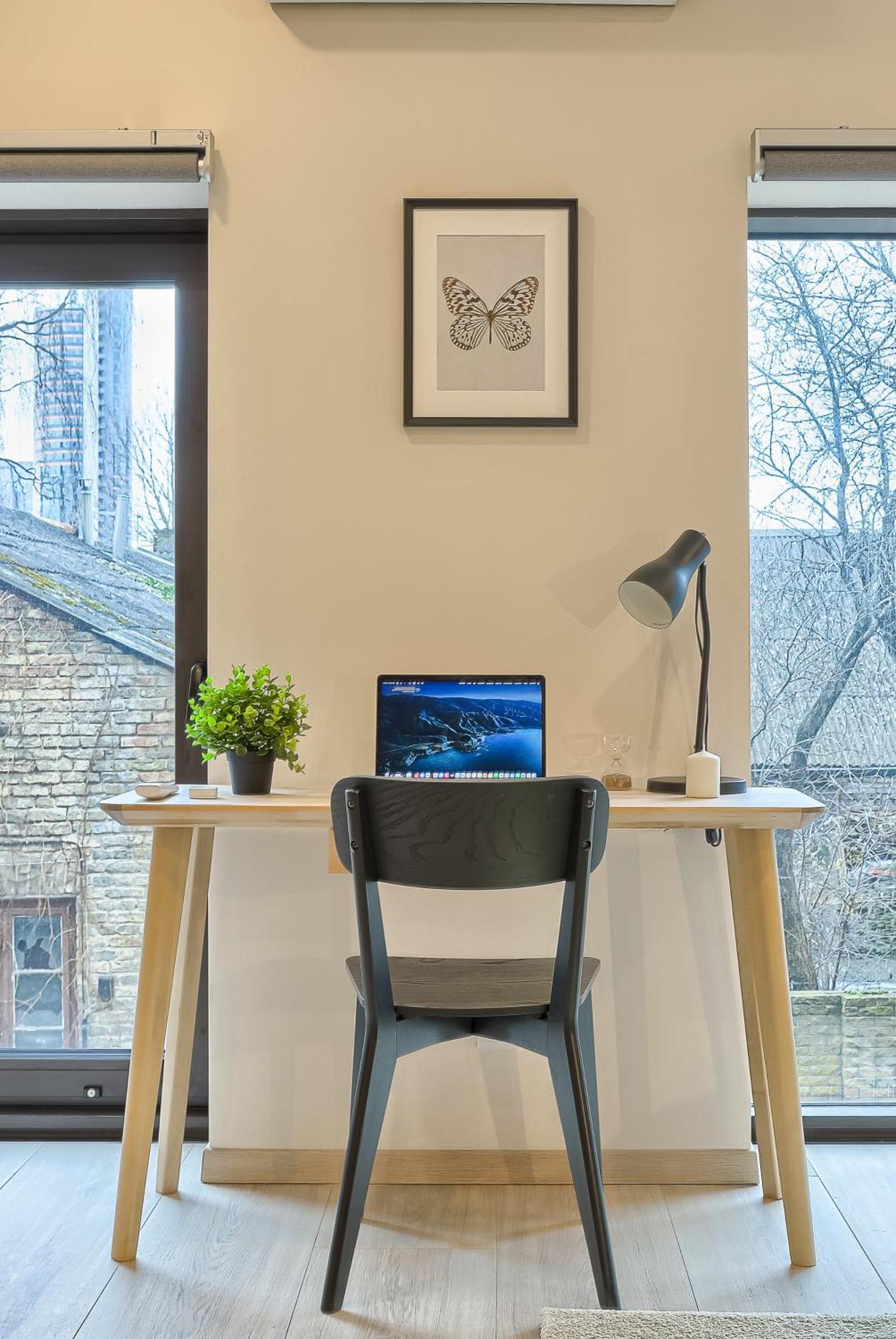 Business-Class Apartments 2 X Free Parking X Self Check In 24X7 VNO Eksteriør bilde